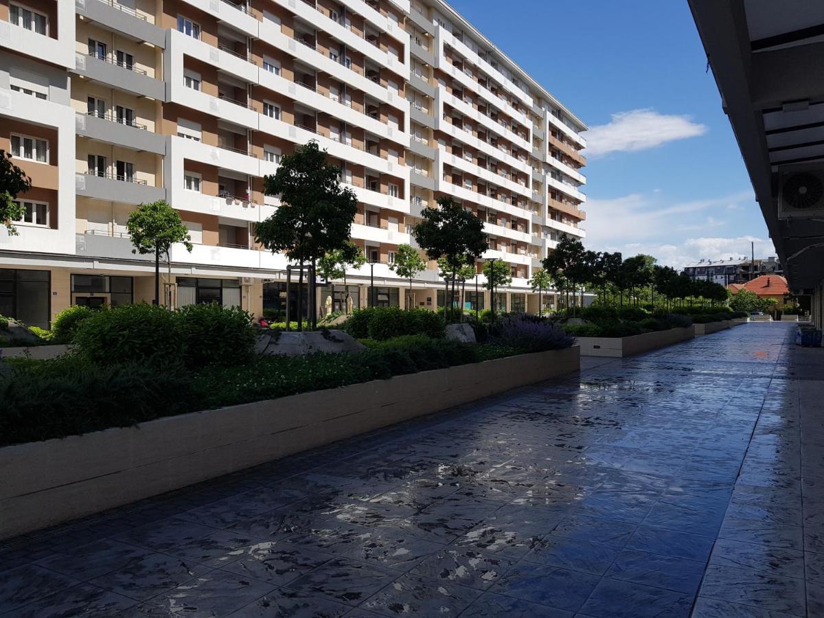 Apartman Vivo City Central Podgoriţa Exterior foto